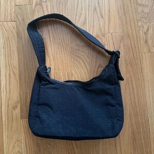 BAGGU Black Nylon Shoulder Bag - Small Size